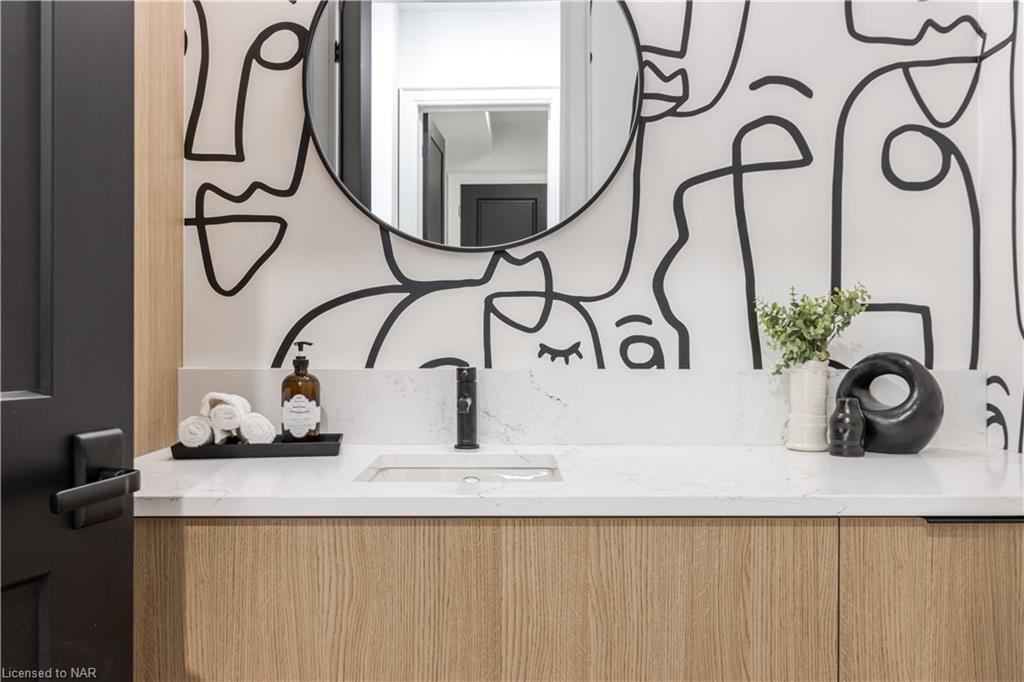 Listing Address Here