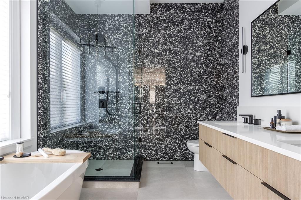 Listing Address Here