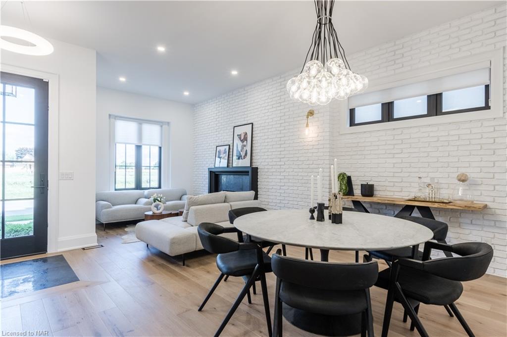 Listing Address Here