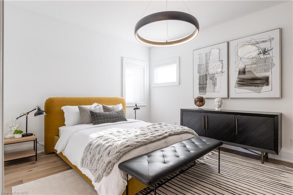 Listing Address Here