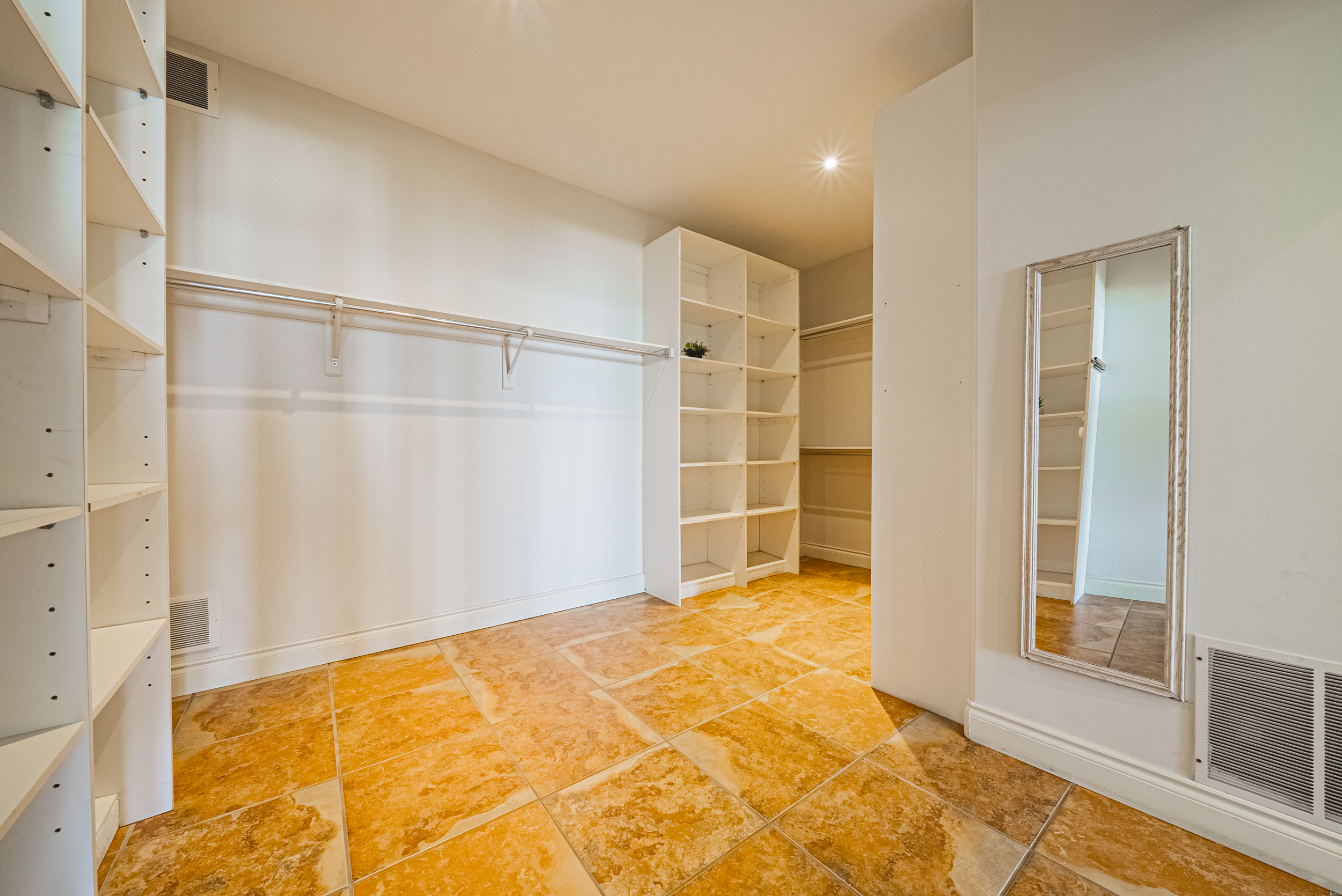Property Vid