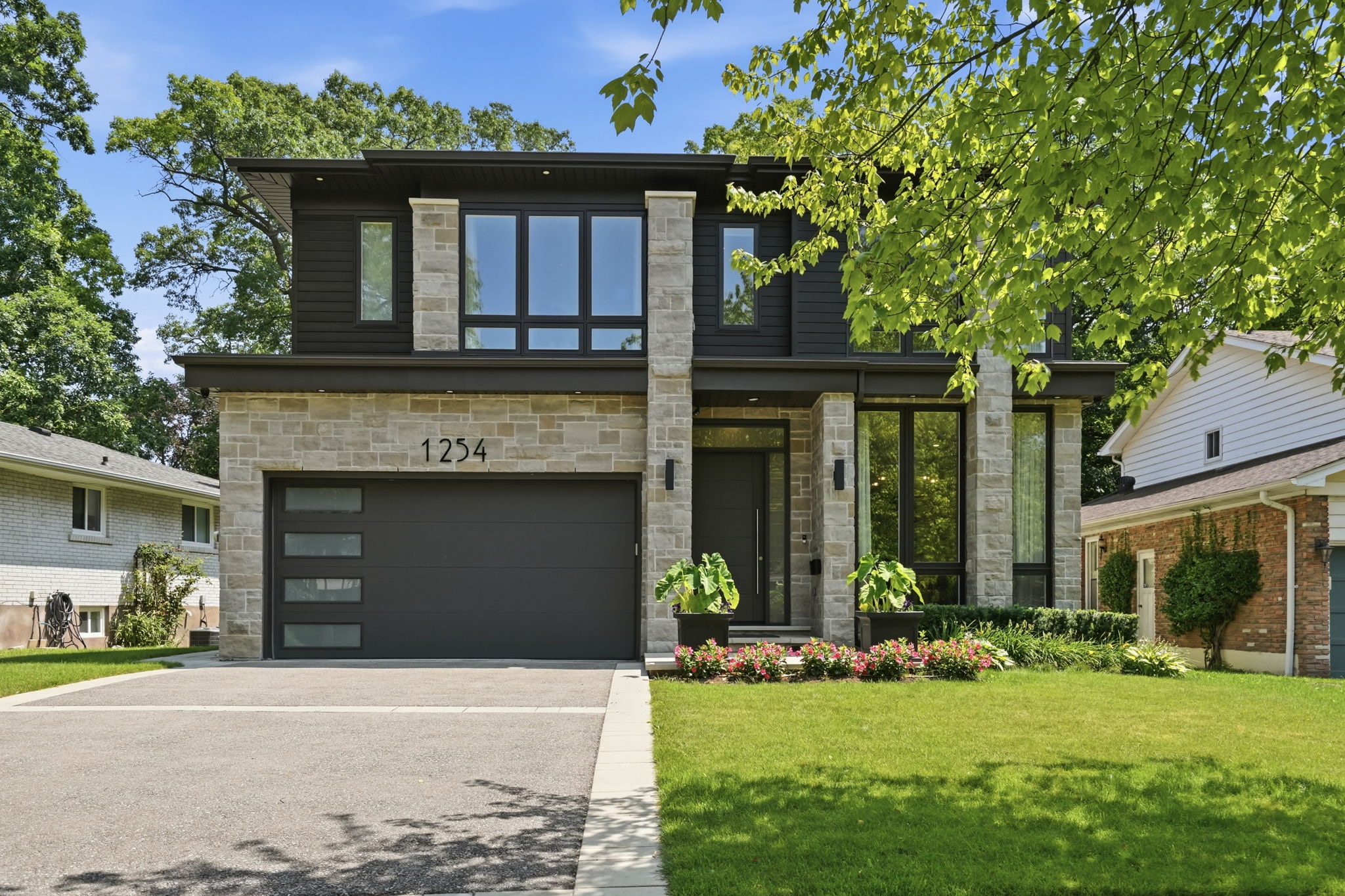 Property Vid