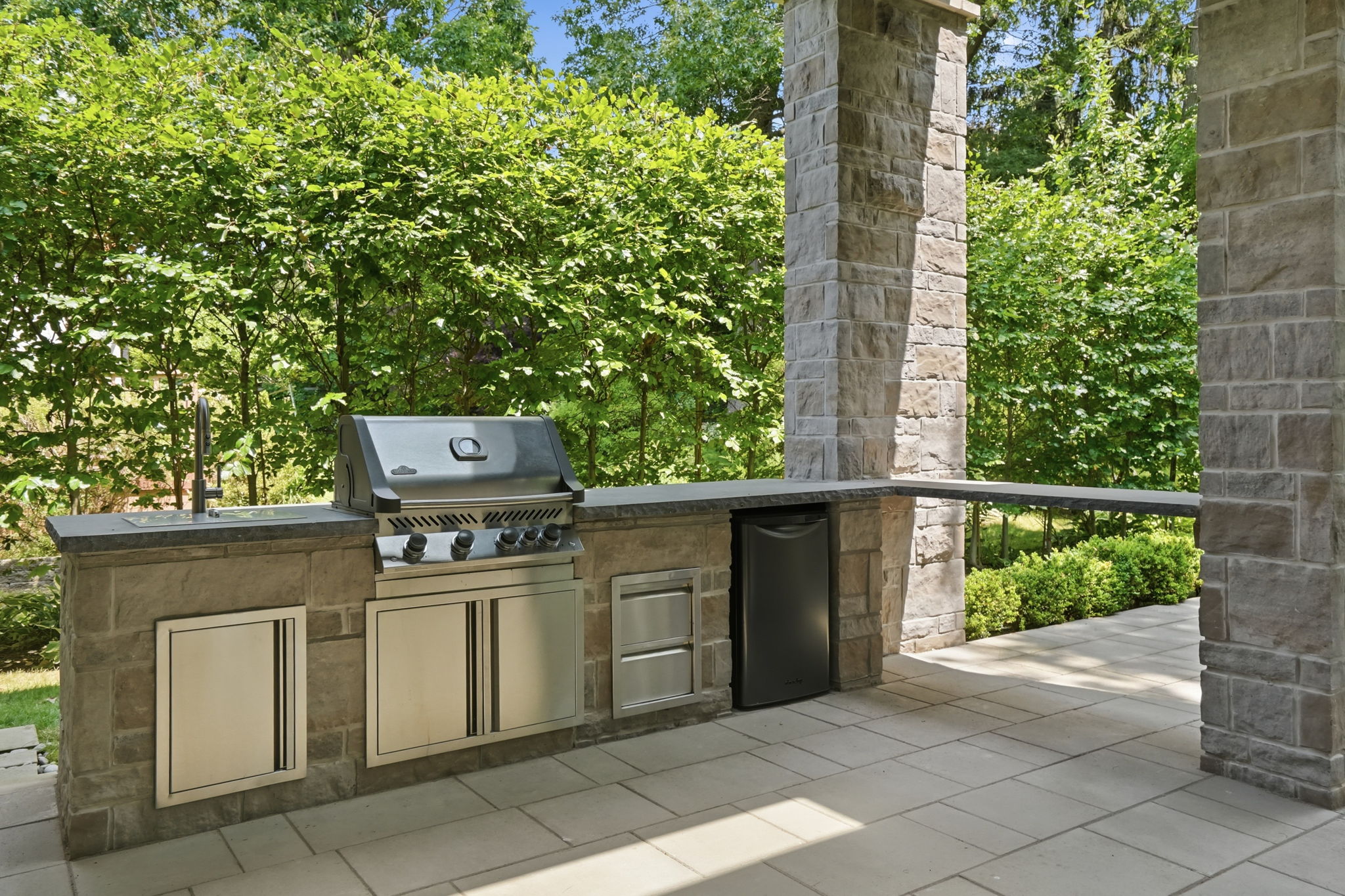 Property Vid